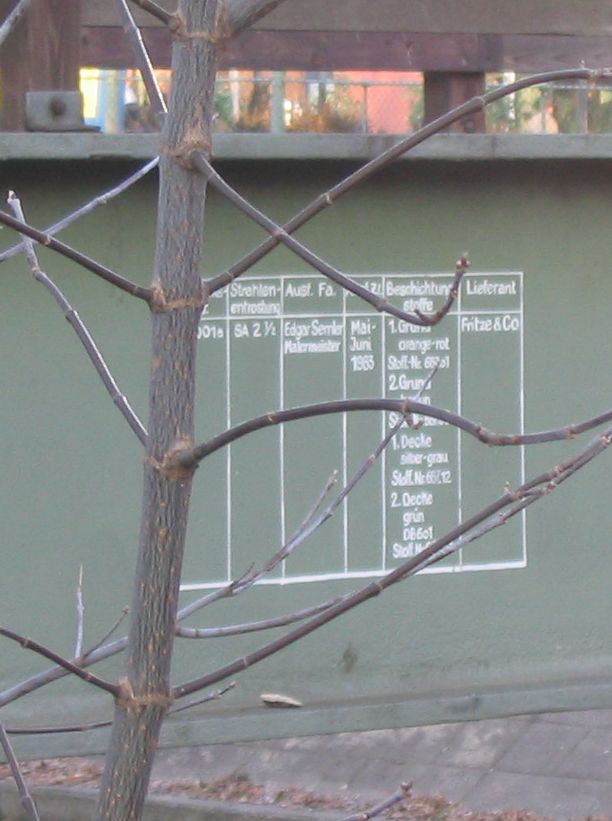 Fu&szlig;g&auml;ngerbr&uuml;cke &uuml;ber den Neuk&ouml;llner Schifffahrtskanal